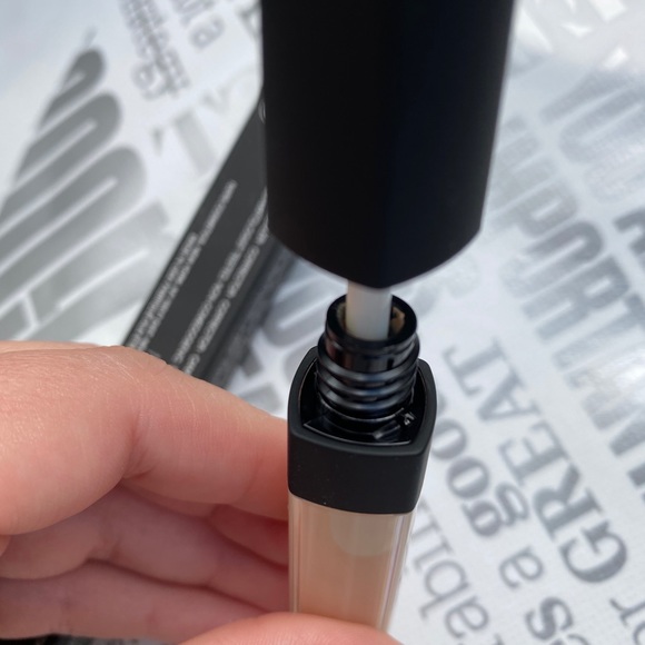 3 Pc New Makeup Bundle - Picture 12 of 12